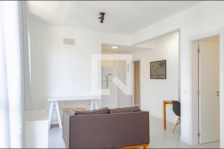 Sala / Quarto de apartamento para alugar com 1 quarto, 36m² em Carvoeira, Florianópolis
