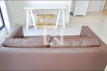 Sala / Quarto de apartamento para alugar com 1 quarto, 36m² em Carvoeira, Florianópolis