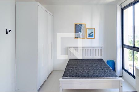 Sala / Quarto de apartamento para alugar com 1 quarto, 36m² em Carvoeira, Florianópolis