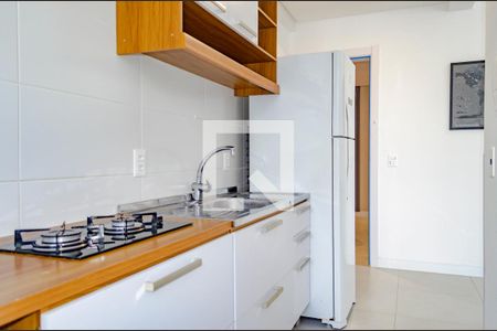 Cozinha de apartamento para alugar com 1 quarto, 56m² em Carvoeira, Florianópolis