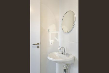Banheiro de apartamento para alugar com 1 quarto, 36m² em Carvoeira, Florianópolis