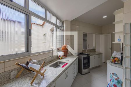 Cozinha e Área de Serviço de apartamento à venda com 3 quartos, 140m² em Cruzeiro, Belo Horizonte