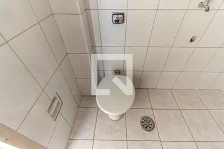 Banheiro - Vaso Sanitário de kitnet/studio para alugar com 1 quarto, 55m² em Consolação, São Paulo
