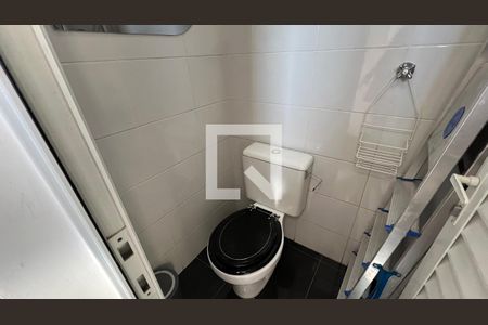 Apartamento para alugar com 106m², 2 quartos e 2 vagas Apartamento para alugar com 106m², 2 quartos e 2 vagasBanheiro de serviço