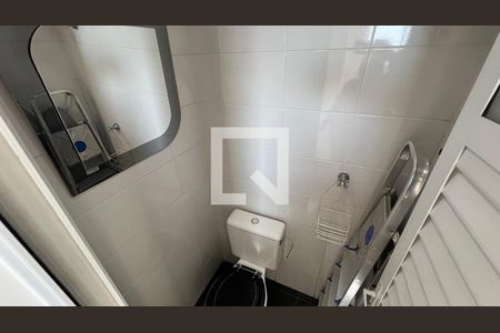 Apartamento para alugar com 106m², 2 quartos e 2 vagas Apartamento para alugar com 106m², 2 quartos e 2 vagasBanheiro de serviço