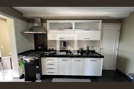 Cozinha de apartamento para alugar com 2 quartos, 106m² em Pinheiros, São Paulo