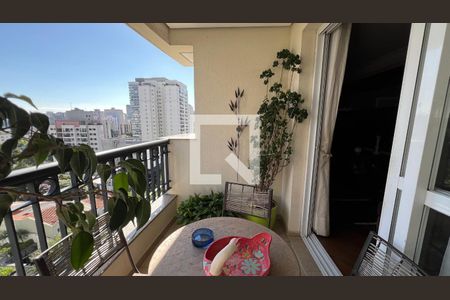 Sacada de apartamento para alugar com 2 quartos, 106m² em Pinheiros, São Paulo