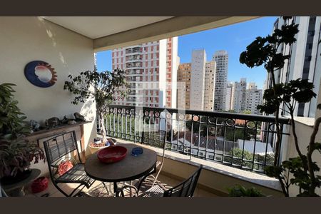 Sacada  de apartamento para alugar com 2 quartos, 106m² em Pinheiros, São Paulo