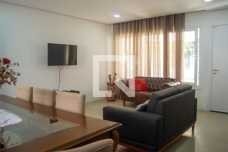 Sala de casa de condomínio à venda com 3 quartos, 306m² em Vila Assunção, Porto Alegre