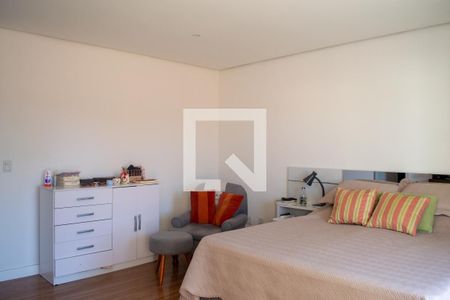 Suite 1 de casa de condomínio à venda com 3 quartos, 306m² em Vila Assunção, Porto Alegre