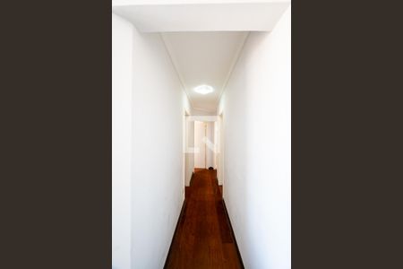 Apartamento à venda com 75m², 3 quartos e 1 vagaCorredor