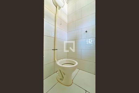Banheiro da Suíte de casa para alugar com 1 quarto, 60m² em Vila Itapoan, Guarulhos