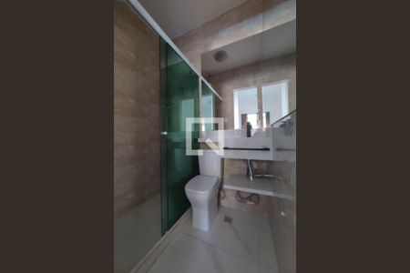 Casa de condomínio à venda com 230m², 3 quartos e 2 vagasBanheiro da Suite 1