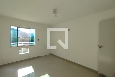 Casa de condomínio à venda com 230m², 3 quartos e 2 vagasQuarto 1