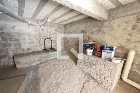 Casa de condomínio à venda com 230m², 3 quartos e 2 vagasSotão