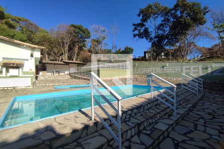 Casa de condomínio à venda com 230m², 3 quartos e 2 vagasArea Comum