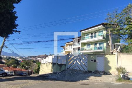 Casa de condomínio à venda com 230m², 3 quartos e 2 vagasFachada