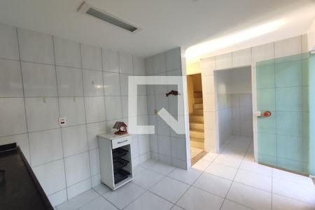 Casa de condomínio à venda com 230m², 3 quartos e 2 vagasCozinha