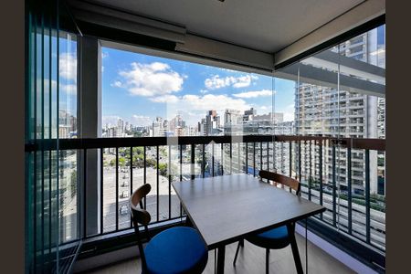 Sacada de apartamento para alugar com 1 quarto, 28m² em Brooklin Paulista, São Paulo