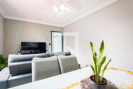 Sala de apartamento à venda com 2 quartos, 70m² em Vila Eldízia, Santo André