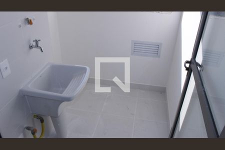 Apartamento à venda com 78m², 2 quartos e 1 vagaÁrea de Serviço