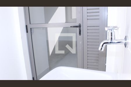 Apartamento à venda com 78m², 2 quartos e 1 vagaÁrea de Serviço