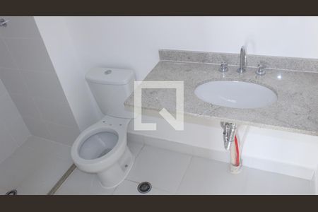 Apartamento à venda com 78m², 2 quartos e 1 vagaBanheiro 