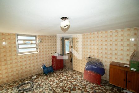 Casa à venda com 320m², 2 quartos e 2 vagas Casa à venda com 320m², 2 quartos e 2 vagasÁrea de Serviço