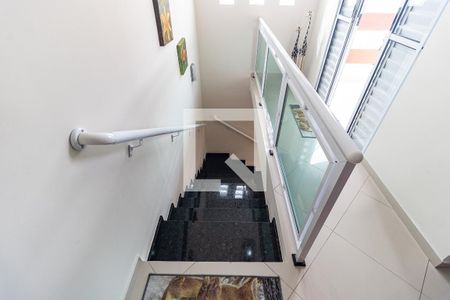 Escada de casa para alugar com 3 quartos, 270m² em Vila Marte, São Paulo