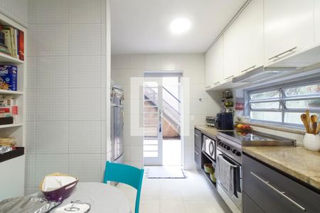 Casa à venda com 180m², 4 quartos e 2 vagasCozinha
