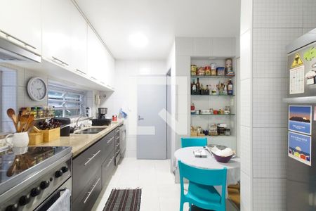 Casa à venda com 180m², 4 quartos e 2 vagasCozinha