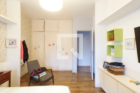 Casa à venda com 180m², 4 quartos e 2 vagasQuarto