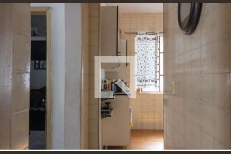 Casa de condomínio à venda com 152m², 3 quartos e 2 vagas Casa de condomínio à venda com 152m², 3 quartos e 2 vagasPrimeiro andar - Corredor Cozinha