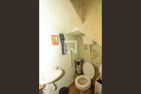 Casa à venda com 110m², 2 quartos e 2 vagas Casa à venda com 110m², 2 quartos e 2 vagasBanheiro Externo