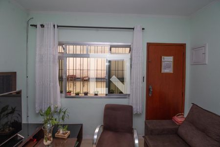 Sala de casa à venda com 2 quartos, 110m² em Vila Santa Clara, São Paulo