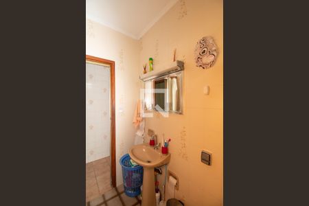 Casa à venda com 110m², 2 quartos e 2 vagas Casa à venda com 110m², 2 quartos e 2 vagasBanheiro Social