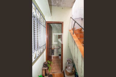 Casa à venda com 110m², 2 quartos e 2 vagas Casa à venda com 110m², 2 quartos e 2 vagasBanheiro Externo