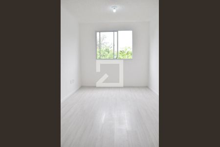 Sala de apartamento para alugar com 2 quartos, 46m² em Guaratiba, Rio de Janeiro