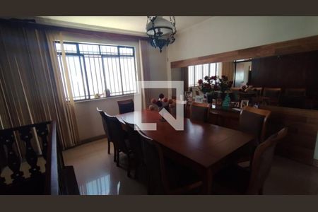 Casa à venda com 4 quartos, 300m² em Cidade Nova, Belo Horizonte