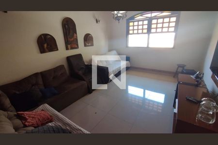 Casa à venda com 4 quartos, 300m² em Cidade Nova, Belo Horizonte