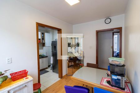 Apartamento para alugar com 3 quartos, 72m² em Medianeira, Porto Alegre