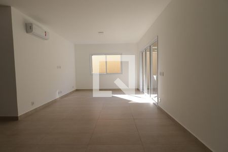 Sala de casa de condomínio para alugar com 5 quartos, 320m² em Residencial Villa Florenca, Ribeirão Preto