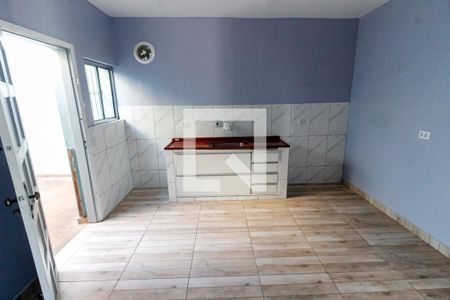 Casa para alugar com 200m², 3 quartos e 2 vagas Casa para alugar com 200m², 3 quartos e 2 vagasCozinha