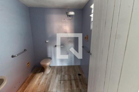 Casa para alugar com 200m², 3 quartos e 2 vagas Casa para alugar com 200m², 3 quartos e 2 vagasBanheiro
