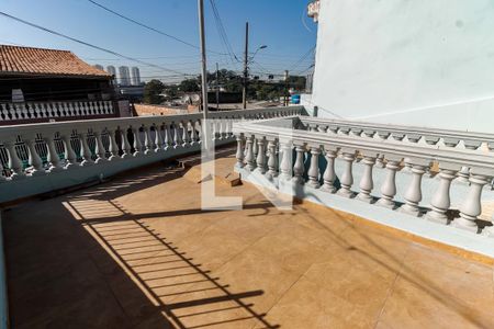 Casa para alugar com 200m², 3 quartos e 2 vagas Casa para alugar com 200m², 3 quartos e 2 vagasVaranda
