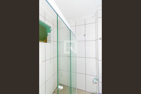 Banheiro da Suíte de apartamento à venda com 1 quarto, 27m² em Cidade Continental, São Paulo