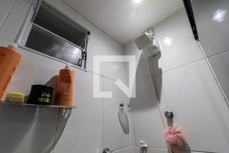 Casa à venda com 170m², 3 quartos e 1 vagaBanheiro 2