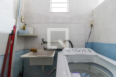 Casa à venda com 170m², 3 quartos e 1 vagaÁrea de Serviço