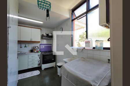 Apartamento à venda com 95m², 3 quartos e 1 vagaÁrea de Serviço