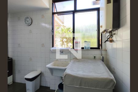 Apartamento à venda com 95m², 3 quartos e 1 vagaÁrea de Serviço